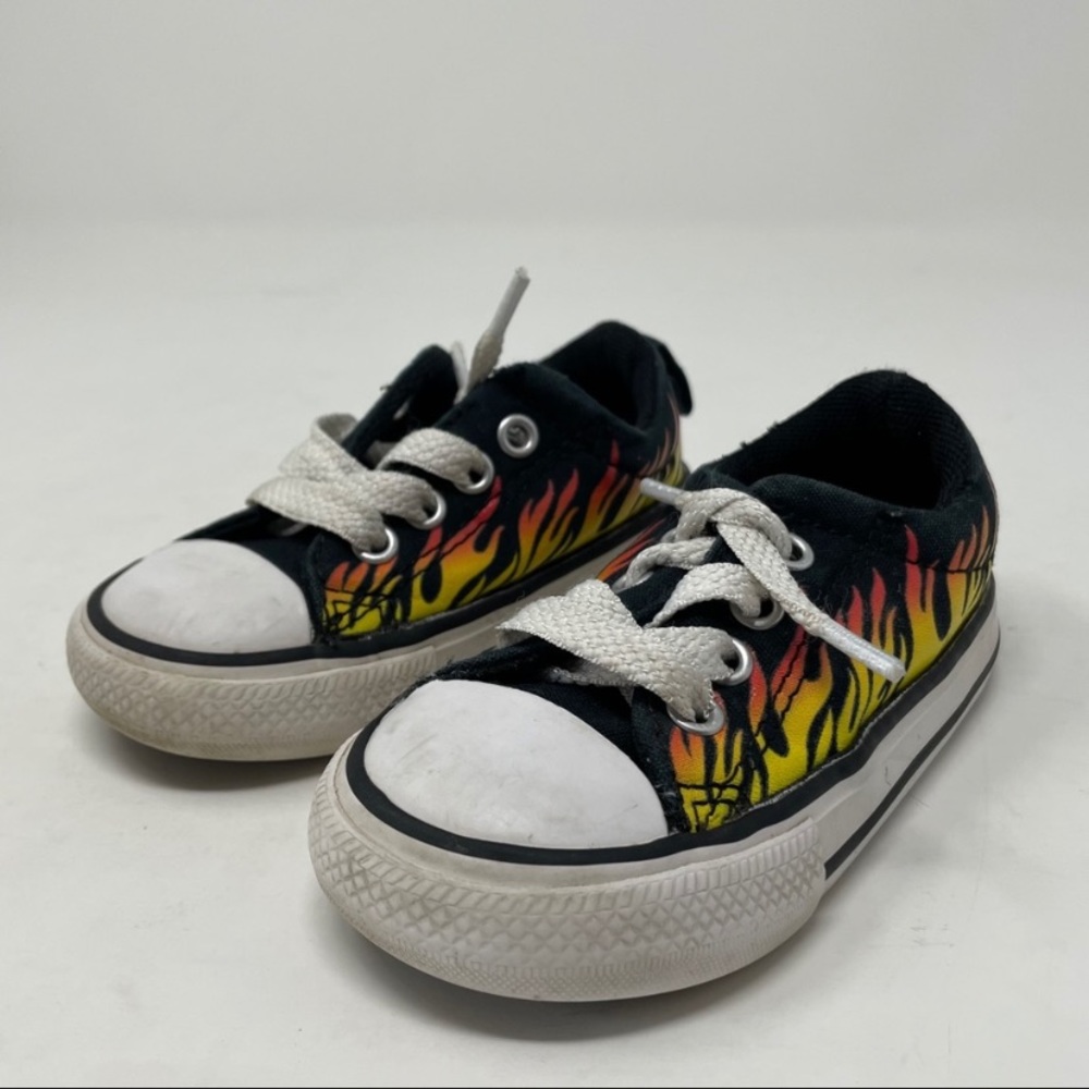 Toddler converse